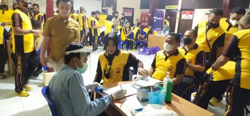 Personel Polres Pelabuhan Lakukan Rikkes Berkala