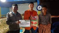 Lakukan Kegiatan Bakti Sosial di Pelosok, ACT bersama BEM FMIPA UNM Salurkan Bantuan Beras Gratis dan Wakaf Al-Qur’an