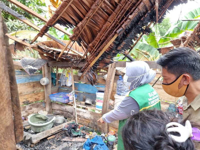 Baznas Bone Bantu Korban Kebakaran