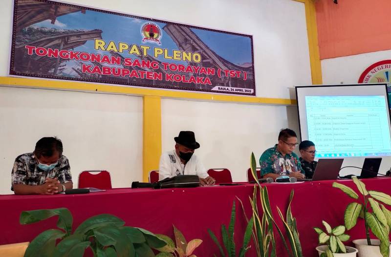 Pengurus TST Bahas AD/RT di Aula SMKN 1 Baula