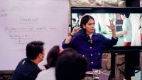 Angga Dwimas Sasongko Kupas Tuntas Filmmaking dengan Smartphone di Galaxy Masterclass