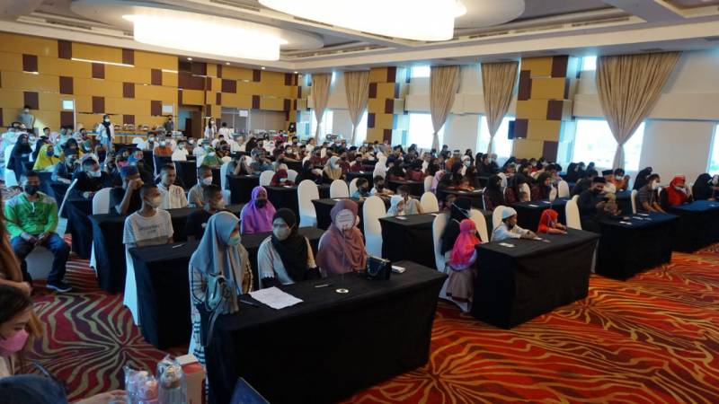 Yayasan Sahabat Peduli Anak Makassar Gabdeng Aston Gelar Buka Puasa