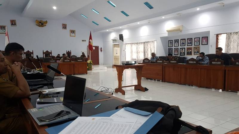 Bahas LKPJ, Komisi I DPRD Majene Gelar Rapat Bersama Mitra Kerja