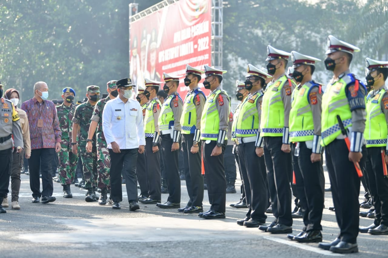Ridwan Kamil: Dengan Sinergi TNI-POLRI Wujudkan Mudik Aman dan Sehat di Jabar, Tol Cisumdawu dapat digunakan pemudik