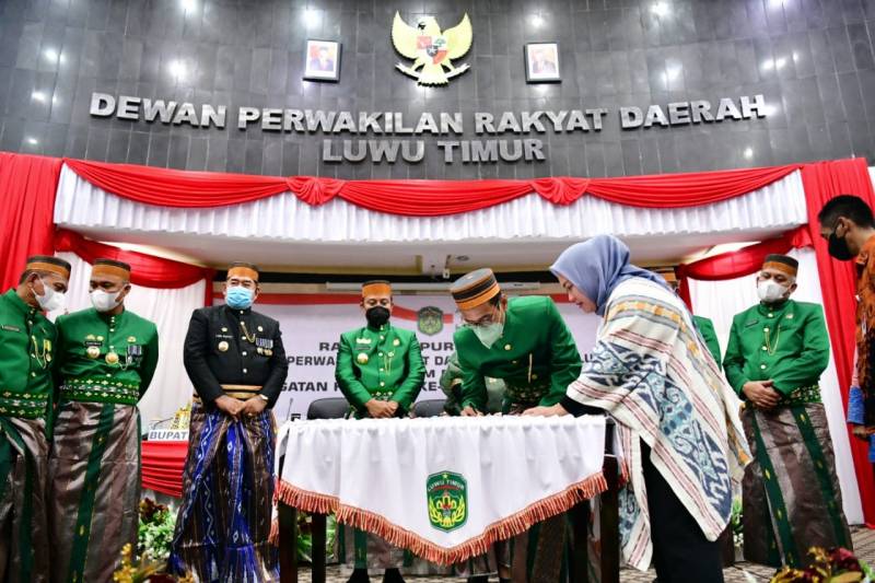 Vale Serahkan Bandara Sorowako ke Pemprov, Andi Sudirman: Alhamdulillah, untuk Masyarakat Luwu Raya