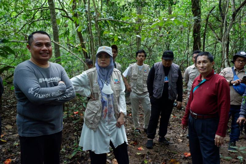 Siap Sambut Tim Penilai Unesco, Suhartina Bohari Tinjau Geosite di Maros
