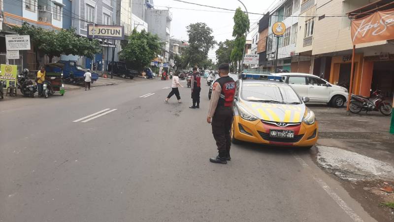 Jaga Kondusifitas Wilayah, Satsamapta Polres Pelabuhan Rutin Patroli