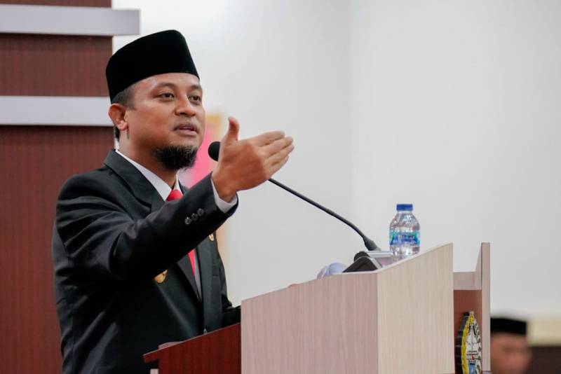 Dapat Sumbangan Sapi 1,4 Ton dari Warga Soppeng, Gubernur Jadikan Hewan Qurban untuk Fakir Miskin