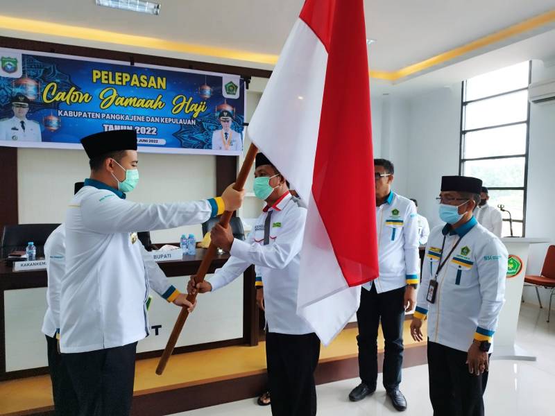 Bupati Lepas 138 JCH Pangkep Kloter 12 dan 16