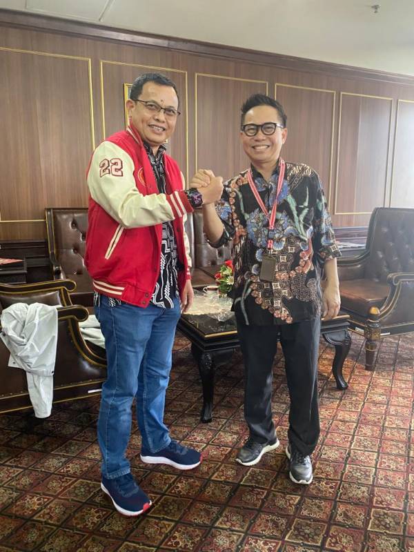 Wakil Ketua dan Sekjen MK Siap Mengajar dan Berpartisipasi Aktif di IKA Unhas