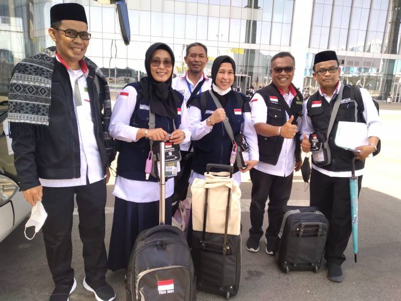 Jemaah Haji Kloter I Makassar Jalani Salat Arbain