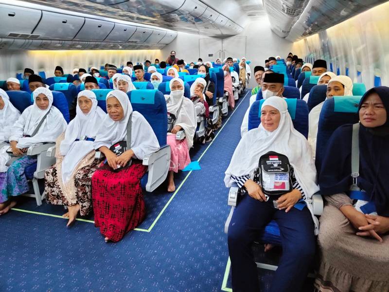 Jemaah Embarkasi Makassar Diminta Manfaatkan Mockup Pesawat