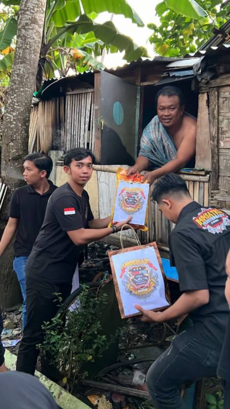 Komunitas Bintara Polri Kepulauan Selayar Gelar Baksos