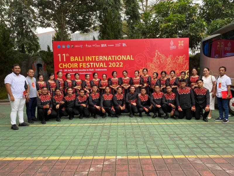 Tim Paduan Suara HCT Toraja Raih Gold Medal Level 1 di Ajang Internasional BICF 2022