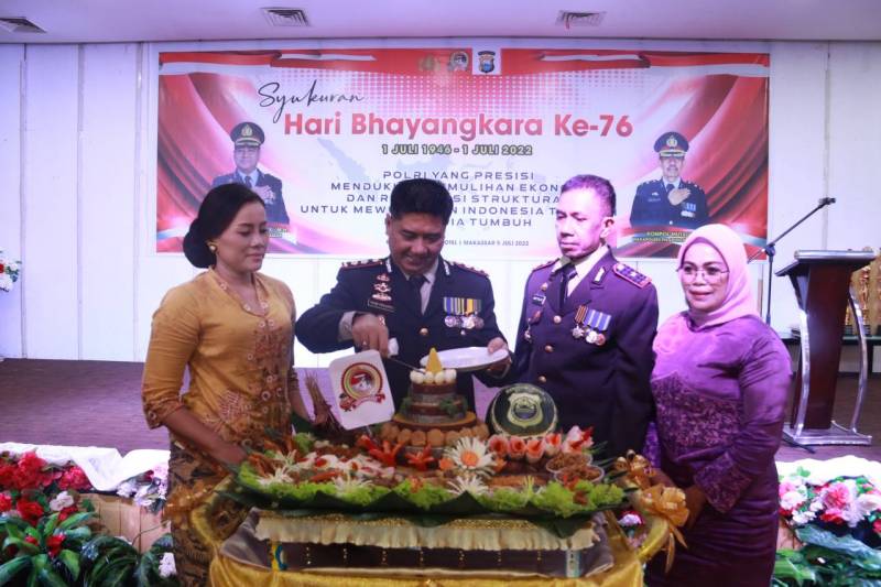Polres Pelabuhan Syukuran Hari Bhayangkara ke-76