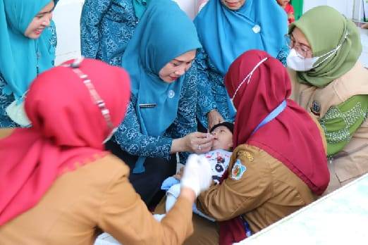 Ketua TP PKK Selayar dan Tim Dinkes Pantau Pelaksanaan BIAN