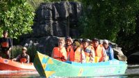 Sukseskan Geopark Maros Pangkep sebagai UNESCO Global Geopark, PLN Hadirkan Perahu Listrik