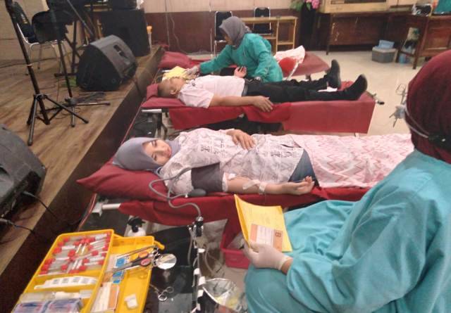 Bapenda Sulsel Masuk Kategori Pendonor Darah Lestari