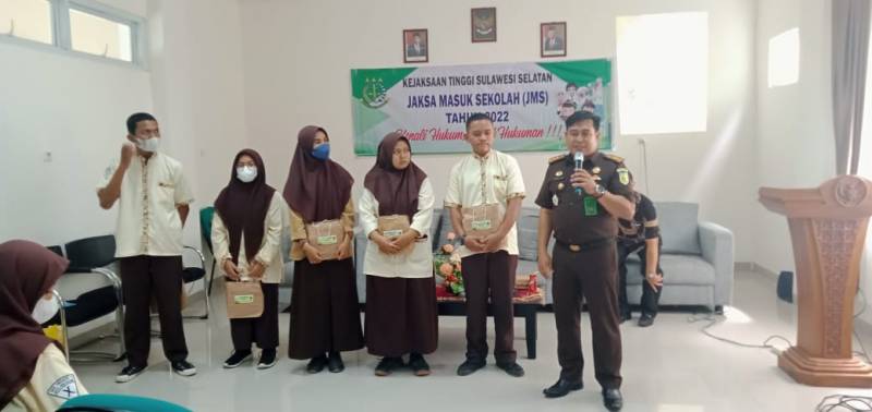 Kejati Ajak Pelajar MAN 1 Kenali Hukum dan Jauhi Hukuman
