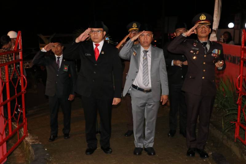 Bupati Lutim Bersama Forkopimda Ikut Apel Kehormatan dan Renungan Suci HUT RI Ke-77