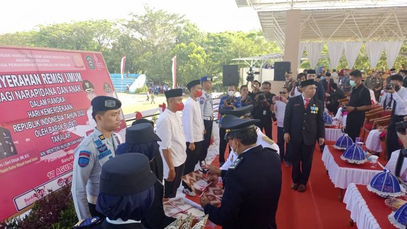 342 WBP Lapas Klas IIB Takalar Terima Remisi
