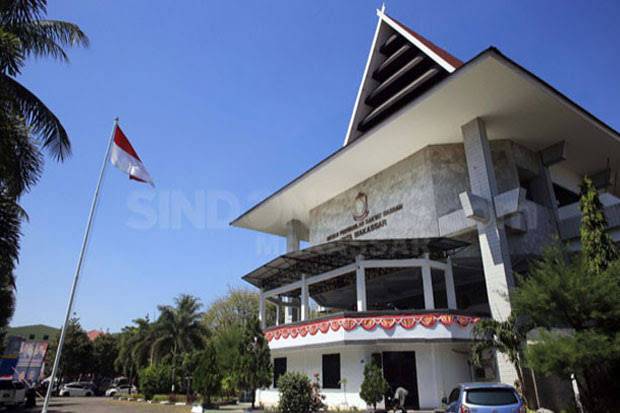 Peringati HUT RI ke-77, Sekretariat DPRD Makassar Gelar Perlombaan Sekaligus Tanamkan Patriotisme Pegawai