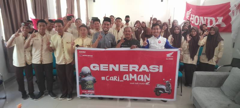 MAN 1 Makassar Apresiasi Sosialisasi Safety Riding Astra Motor Sulsel 