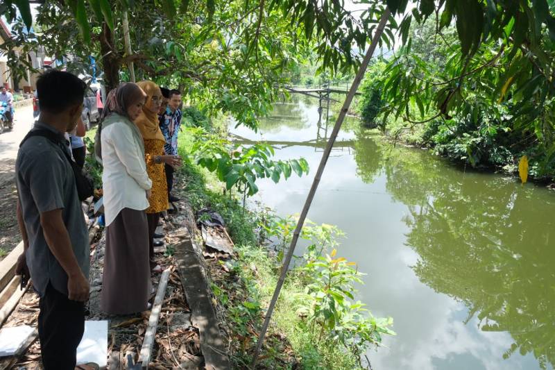 Terima Laporan Air Tercemar, Wabup Maros Tinjau Sungai Galaggara