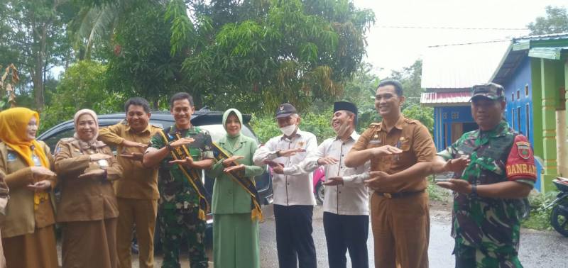 Dandim Bantu Sembako dan Pemenuhan Gizi Yang Terkena Stunting