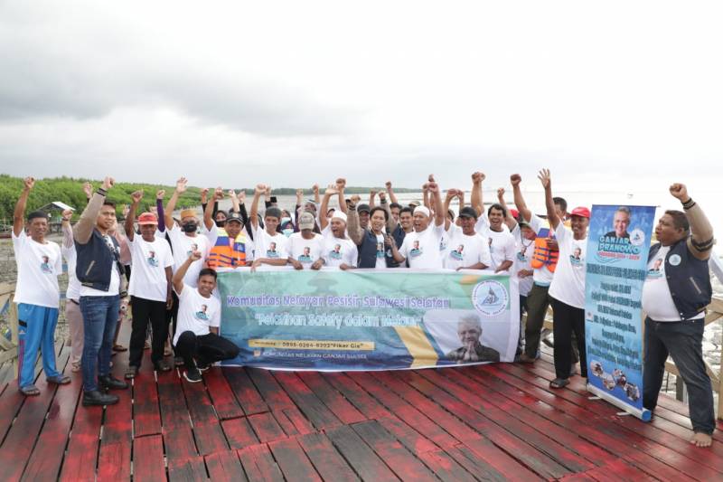 Suarakan Ganjar Presiden 2024, Komunitas Nelayan Pesisir di Makassar: Beliau yang Peduli Kami