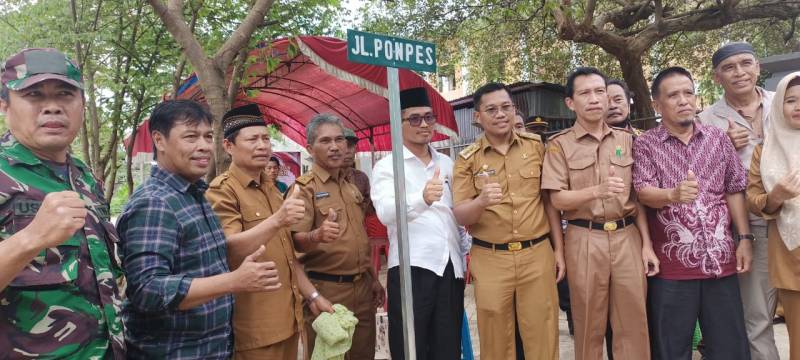 Polda Sulsel Bersama Stakeholder Biringkanaya Bangun dan Resmikan Jalan Ponpes Milik Napiter