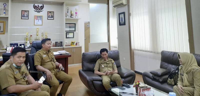 Wabup Temui Pihak Dinas PUTR Sulsel Terkait Irigasi Kalamisu