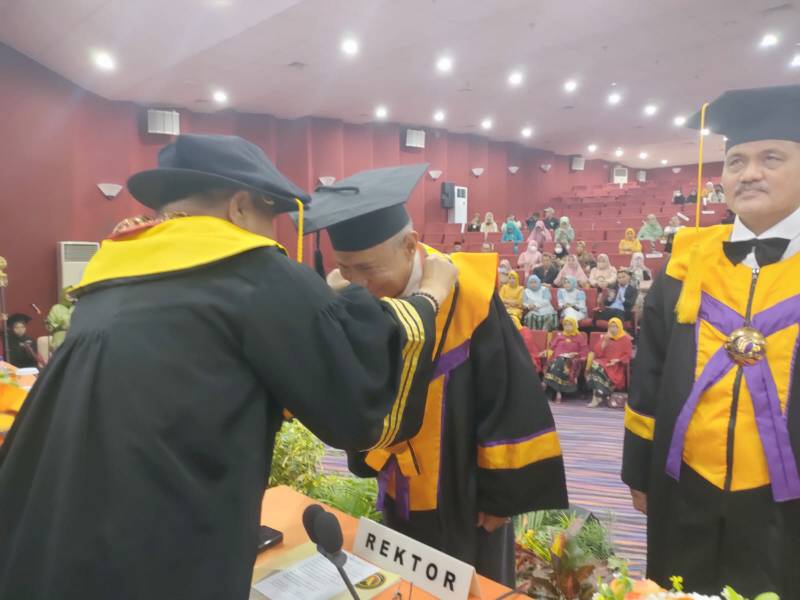 Rektor UNM Kembali Mengukuhkan 2 Guru Besar