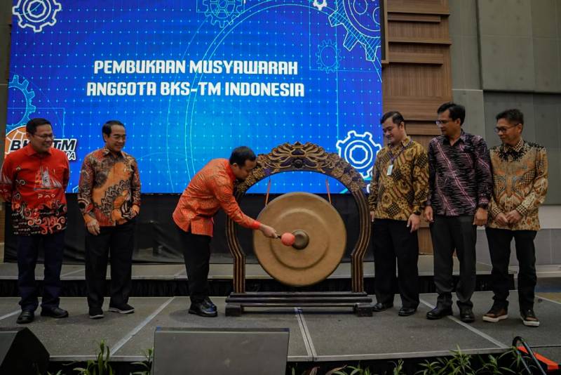 Buka BKS-TM, Gubernur Andi Sudirman Dorong SDM dan Terobosan yang Mumpuni