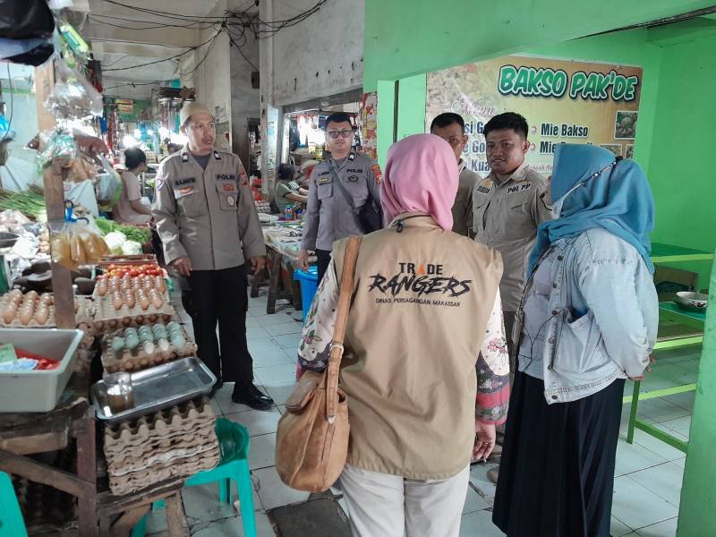Satgas Pengendali Inflasi Polres Pelabuhan Pantau Harga Bahan Pokok di Pasar