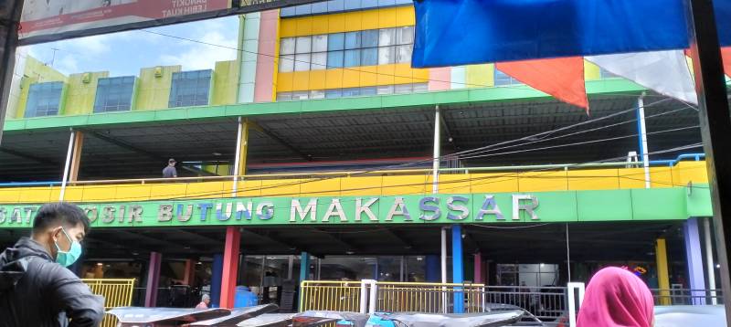 Tim Kejari Makassar Geledah Kantor Pengelola Pasar Butung