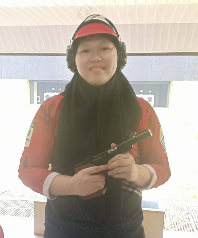 Reshinda, Pemenang 25 M Center Fire Pistol Women Individual dan Team di Porprov XVII
