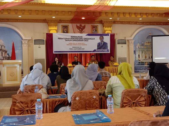 Sosialisasi Perda, Anggota DPRD Makassar Supratman Bahas Pengelolaan Sampah