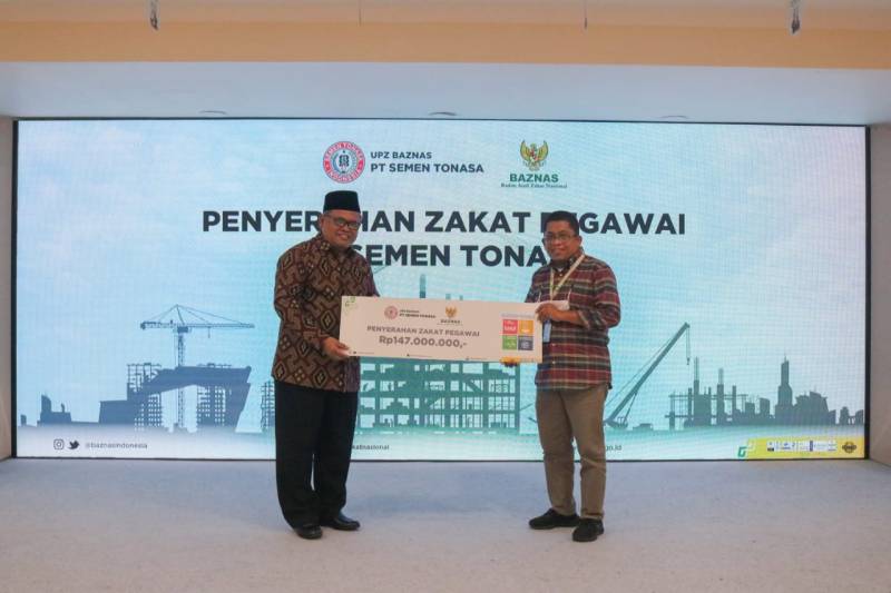 Dorong Kesejahteraan Mustahik, UPZ PT Semen Tonasa Serahkan Zakat ke Baznas