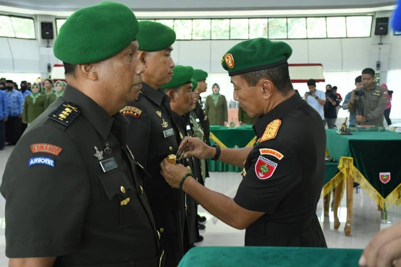 Empat Pejabat Kodam Hasanuddin Berganti