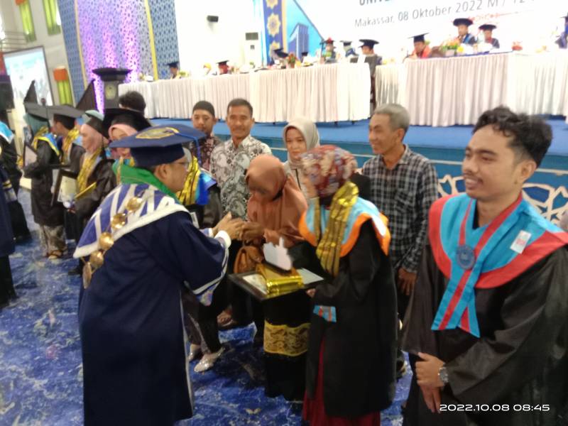 Pesan Ketua Majelis Diktilitbang PP Muhammadiyah di Wisuda ke-77 Unismuh Makassar