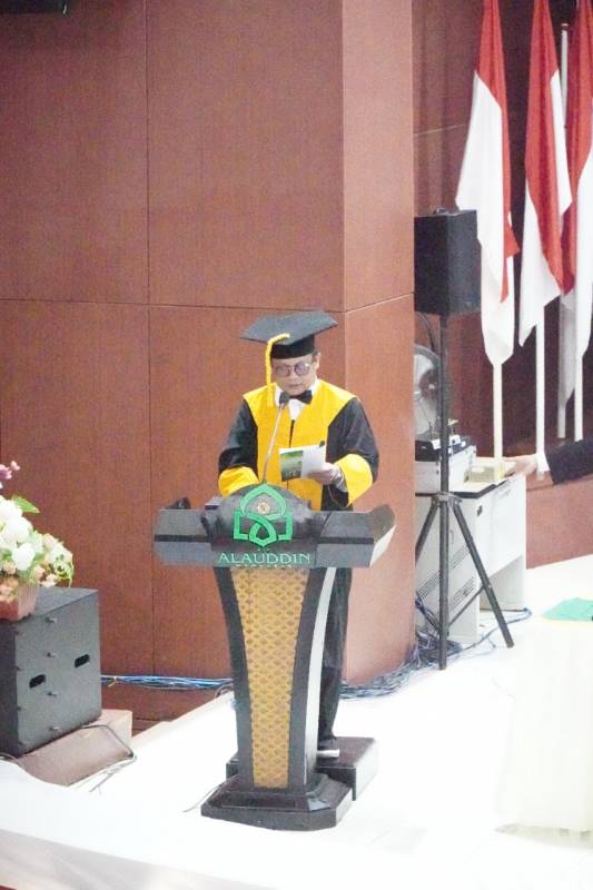 Pidato Pengukuhan Guru Besar Andi Sukri Syamsuri Bahas Neologisme Berbahasa selama Pandemi COVID-19