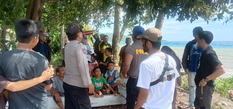 Perahu Wakil Ketua DPRD Tenggelam di Perairan Dusun Waigamo