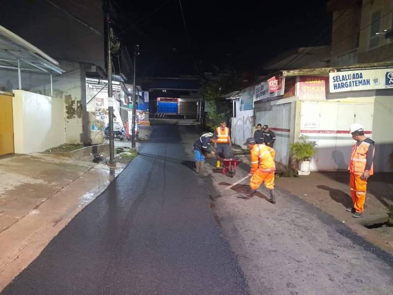 Dinas PU Makassar Benahi Jalan Rusak di Kompleks Makkio Baji