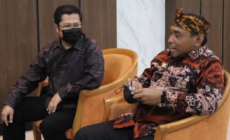 Walikota Baubau Optimis Raih UHC di Tahun 2022