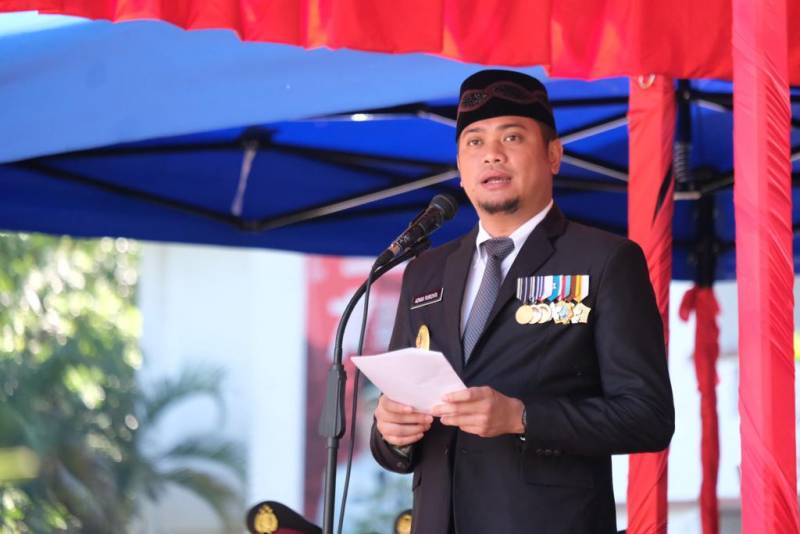 Adnan ajak Masyarakat Perkuat Kesatuan Bangsa di Hari Pahlawan