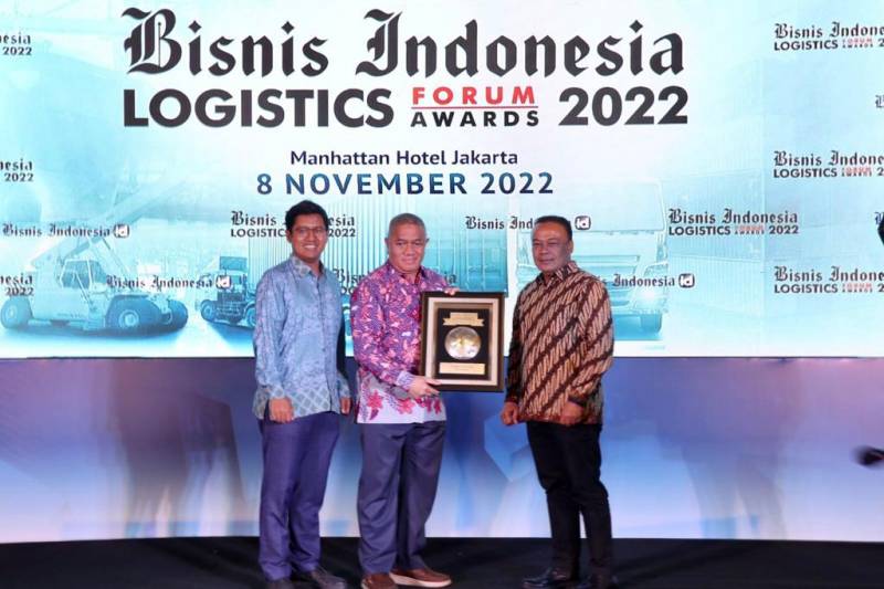 JNE Courier of The Year dan CEO of The Year