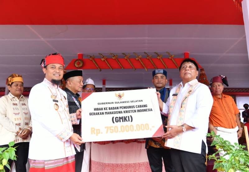 Buka Kongres Nasional Ke-38 GMKI, Gubernur Sulsel Beri Hibah Rp750 Juta
