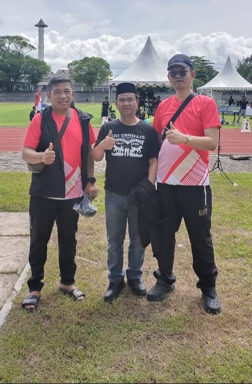 Hadir di Arena Pospenas, Kakanwil Kemenag Semangati Atlet Sulsel