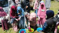 PKK Sulsel Gelar Pelatihan Tie Dye bersama Siswa SDIT Wihdatul Ummah